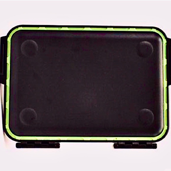 🆕 M-Edge International Velocity Universal Tough Case for 7"-8" Tablets & iPads - Picture 7 of 16